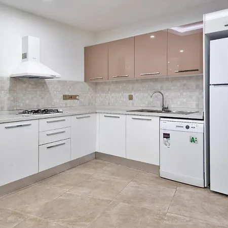 Luxury Full Sea & Mountain View Penthouses Appartement Girne