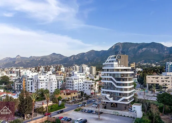 アパート Luxury Full Sea & Mountain View Penthouses キレニア